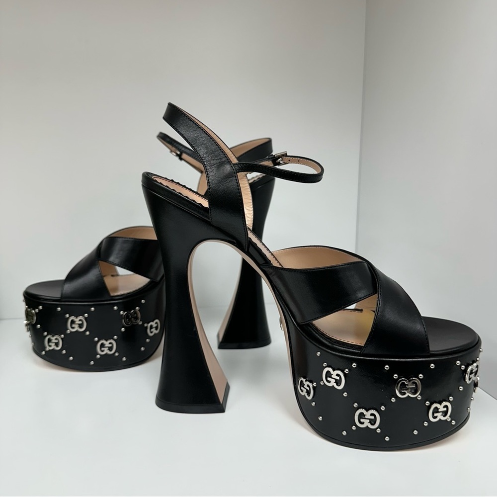 Gucci GG Janaya Heeled Sandals in Black - Picture 4 of 11